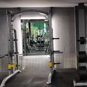 jd-gym-bolton-mirror-surround